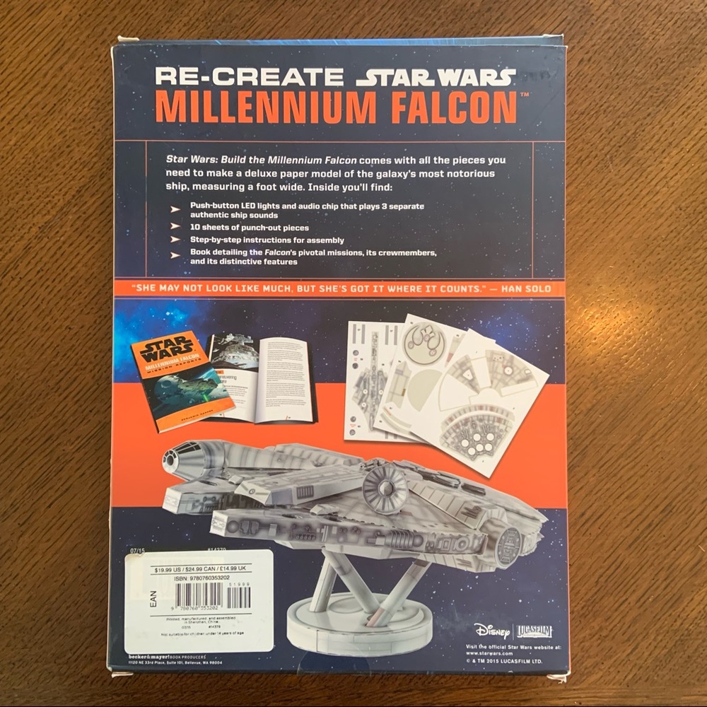 Star Wars Millenium Falcon Paper Model Kit - Picture 2 of 4